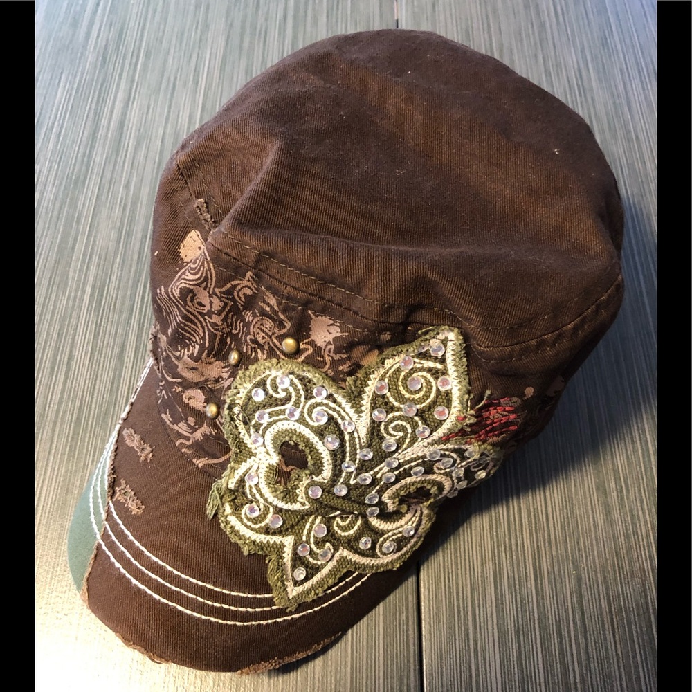Leader Fleur di Lis Cap